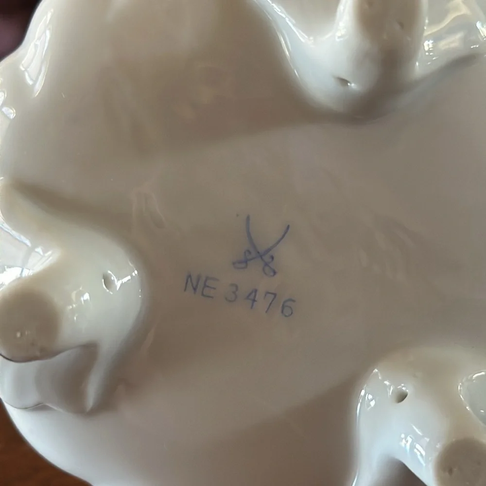 Lefton Porcelain Hand Painted Footed Sugar Bowl NE 3476